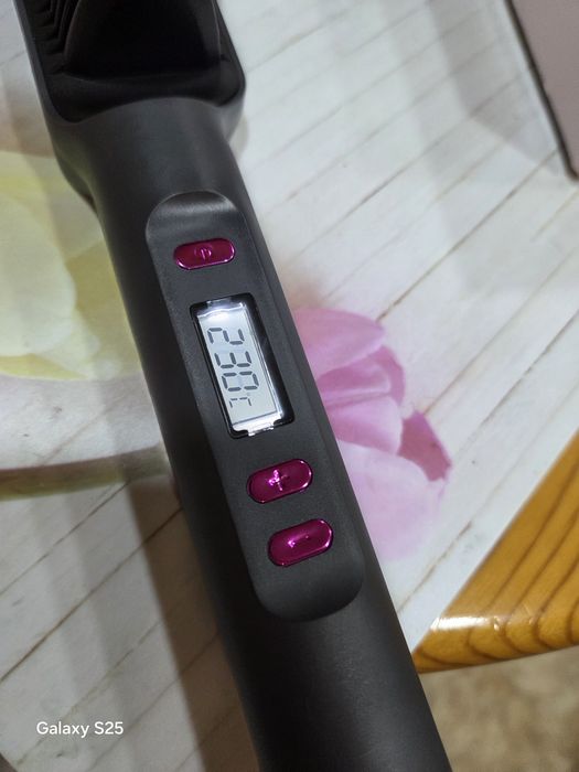 Четка /гребен за изправяне на коса. Подарък четка за коса.