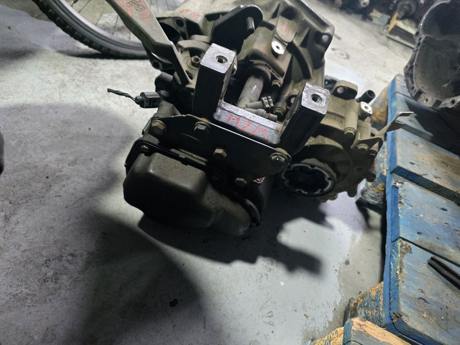 Cutie de viteze MZM manuala 5 trepte 1.6 cay tdi Start Stop seat Volks