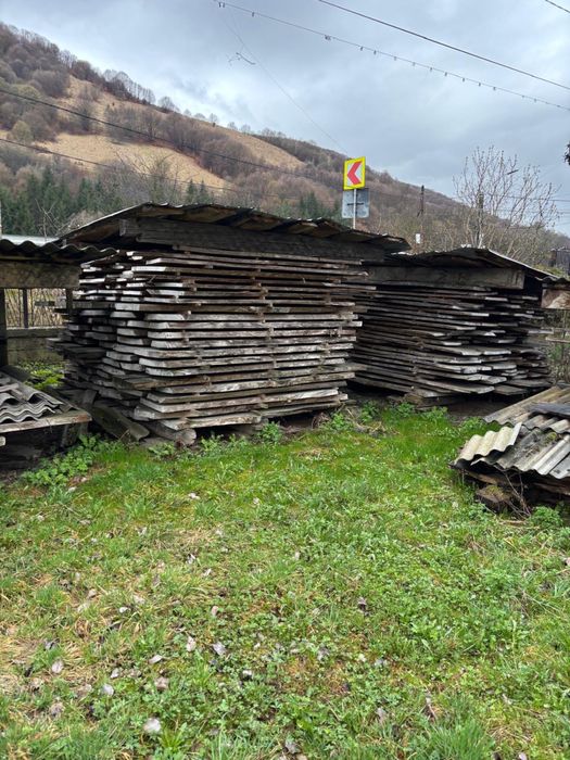 Foștă de 5 cm si scandura de 3cm. Cantitate aproximatix 15 mc.