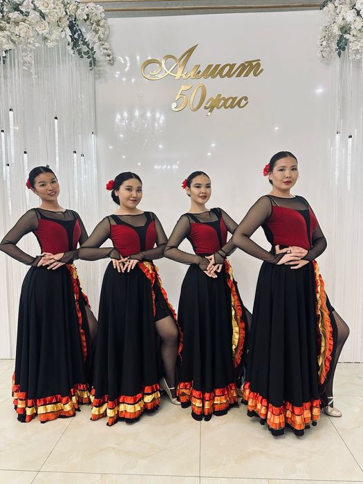 Танцевальный ансамбль.  Танец. Бишілер.