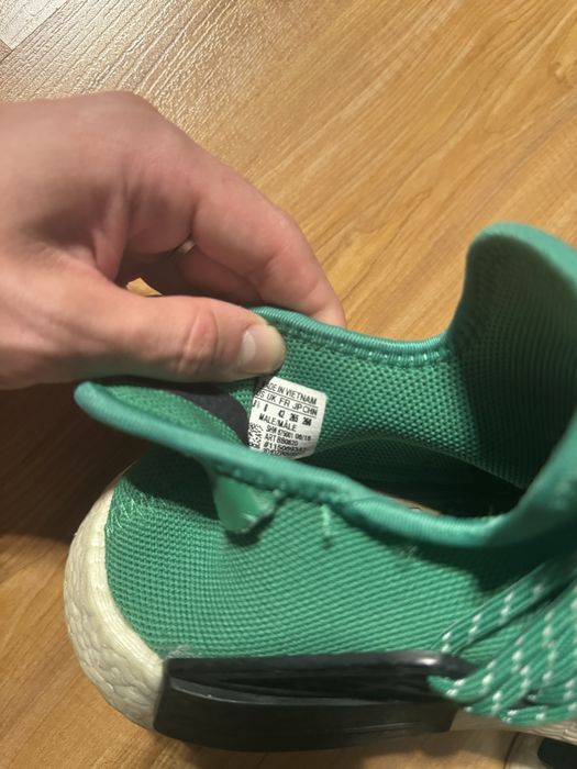 Human race green
