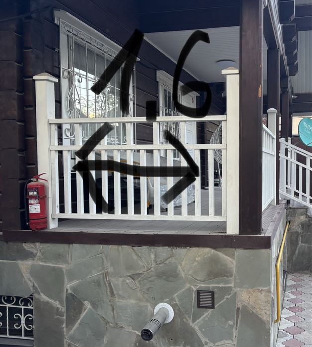 Продам перила деревяные