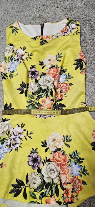 Потник/ Топ в жълт цвят