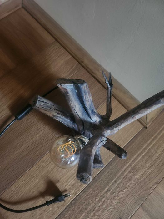 Продавам уникална лампа