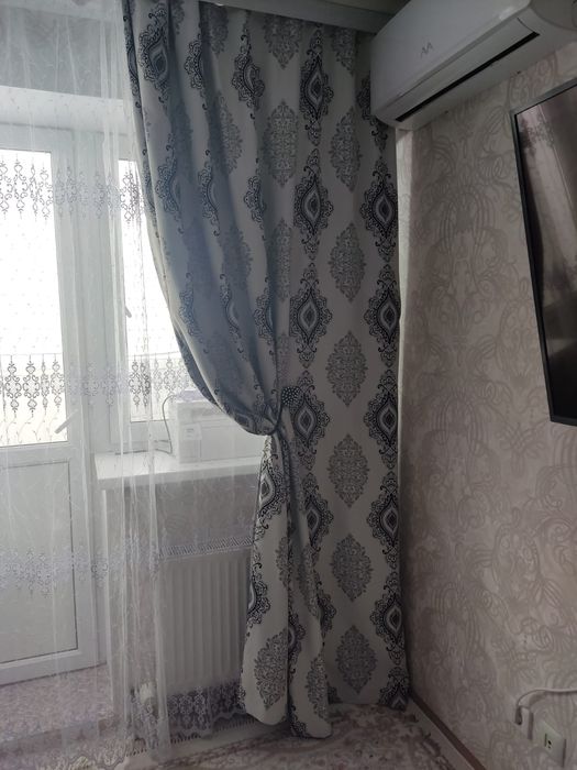 Срочно продам комплект тюль с штором