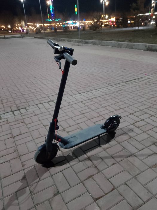 Электро самокат в хорошем состоянии