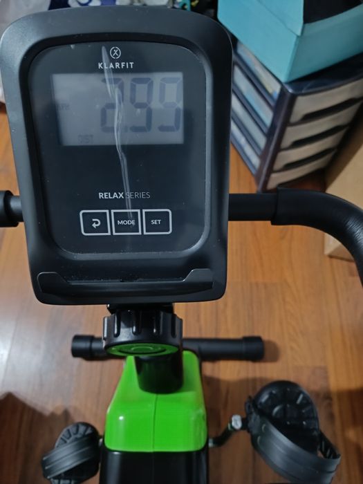 Vând bicicleta fitness orizontala Klarfit
