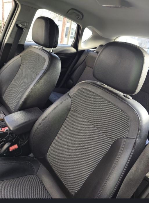 Opel asta j 1.7 2010