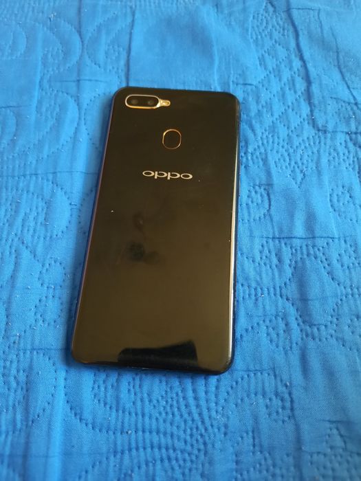 Продам OPPO A5s.