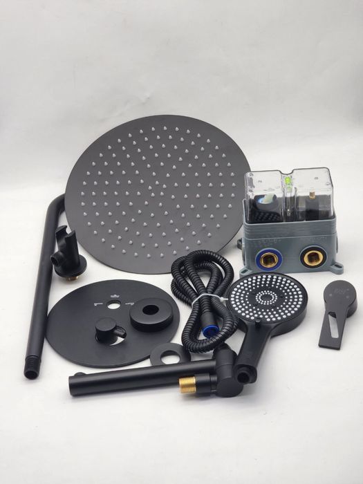 Инсталляция душевая система смеситель новый
Смеситель для ванны новый