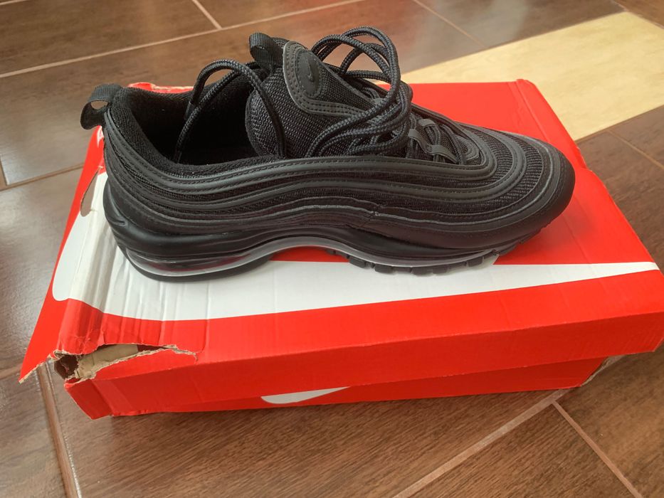 Nike Air Max 97.