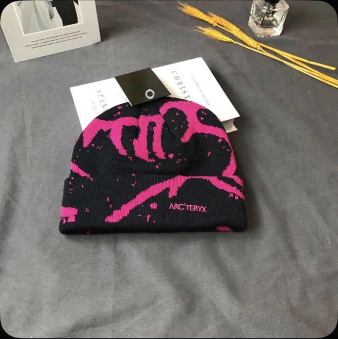 шапки ARCTERYX Grotto