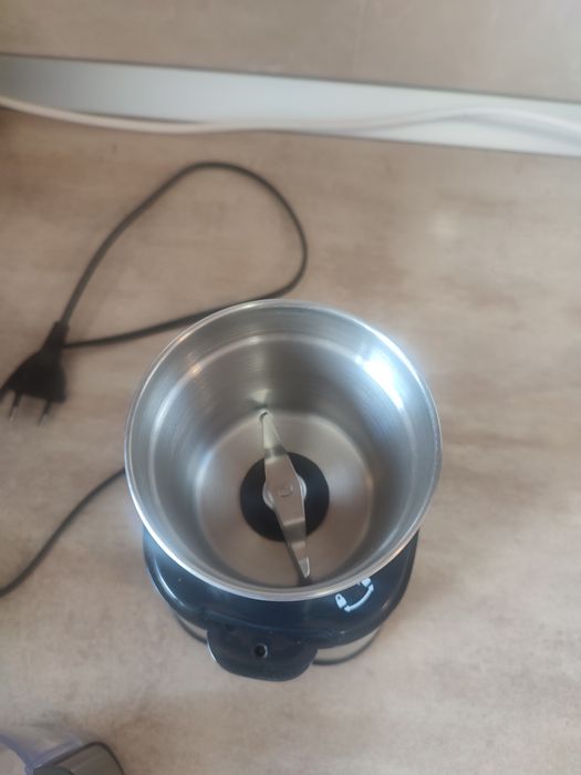 Râșniță electrica Qilive