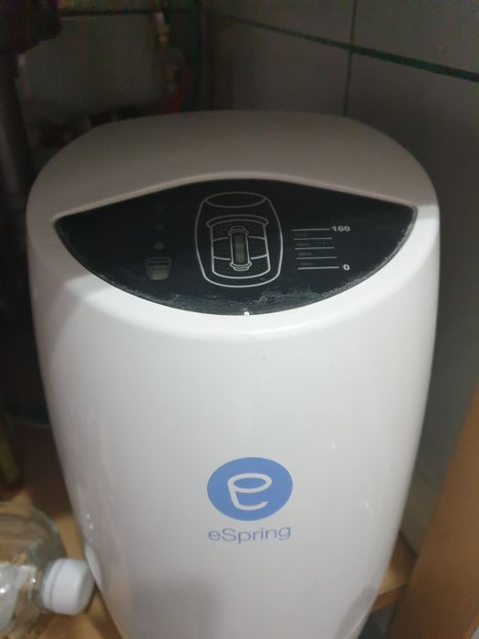 Vând filtru apă...Cumpărat de nou ,folosit 1 an ...