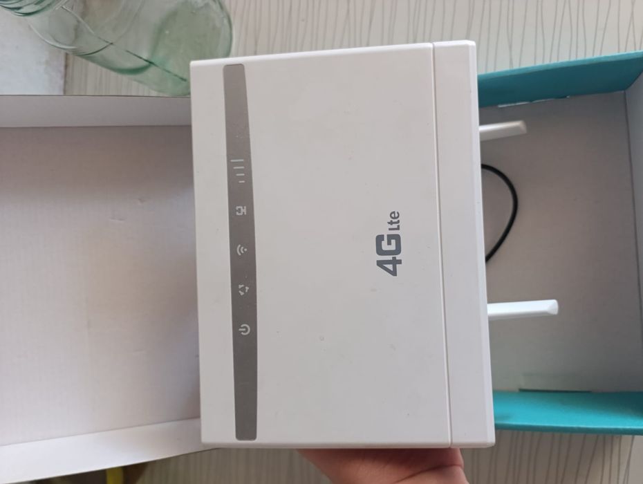 4G LTE CPE Wi-Fi роутер для дома.