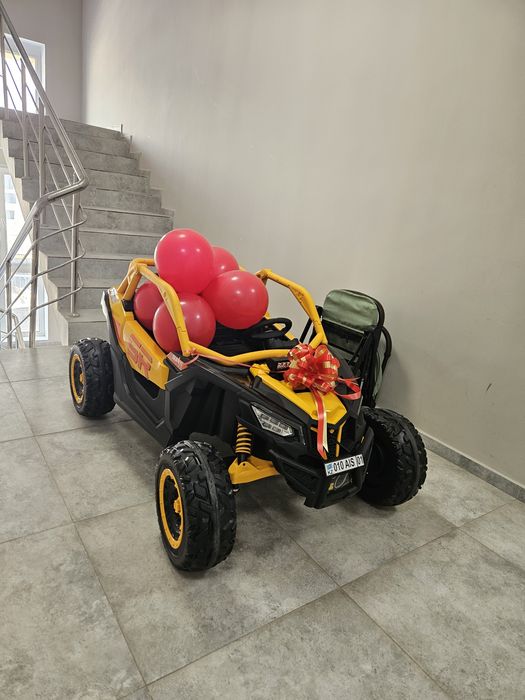 Продам детскую машину