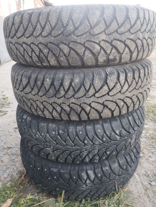 Продам зимние шины
