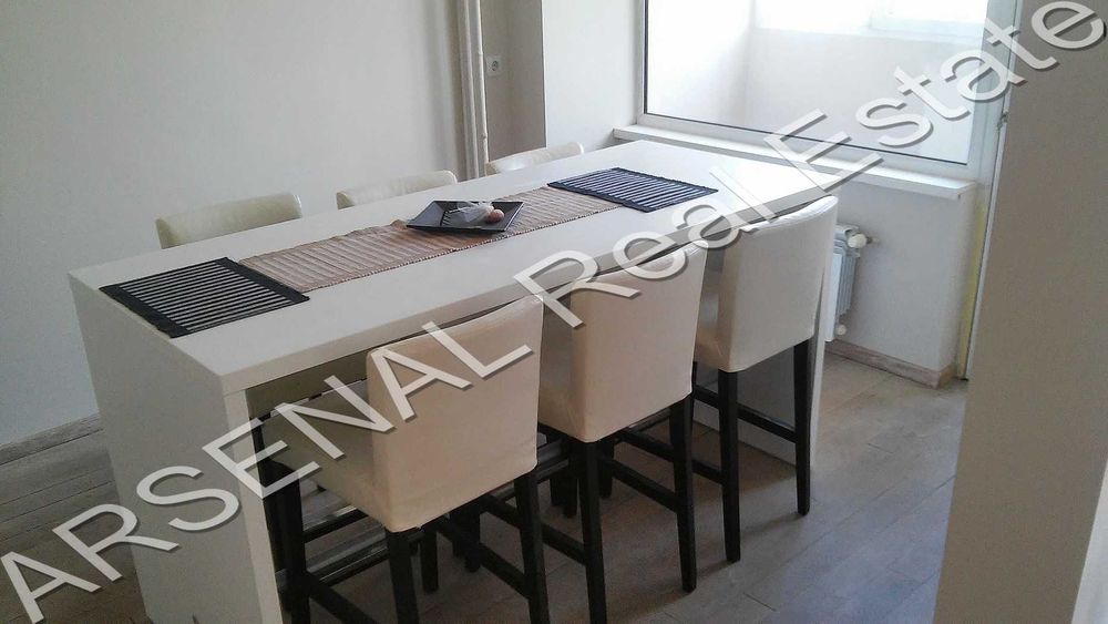 Дава се под наем Тристаен апартамент в София, Център - 130 кв.м за 750 € - Снимка #7