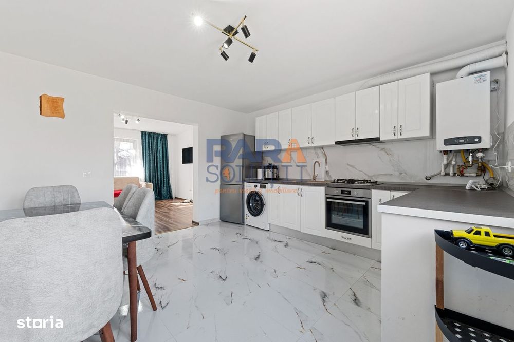 Casă nouă - 2800 mp teren