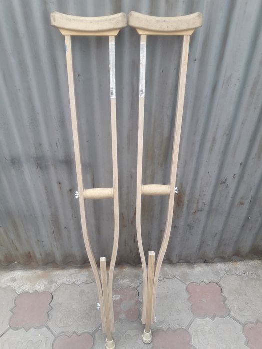 Костыли новые продам