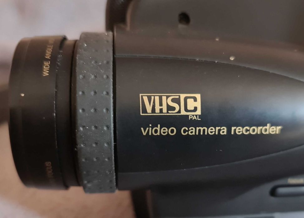 Video camera "SIEMENS" VHS-C.