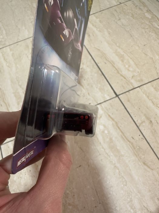 Продаю Hot Wheels Premium