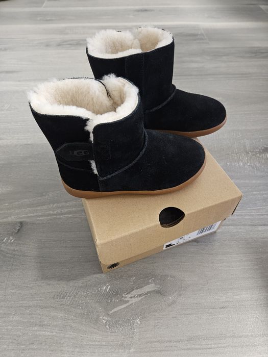 Ugg marime 26(16cm)