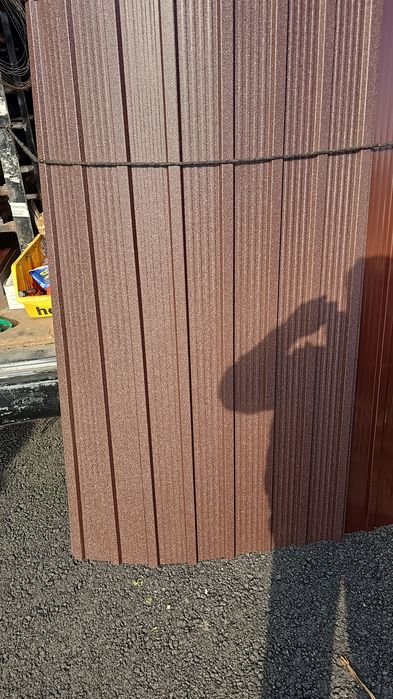 Tabla cutata zincata și color