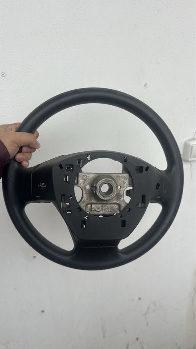 Продаю руль от Mitsubishi Outlander