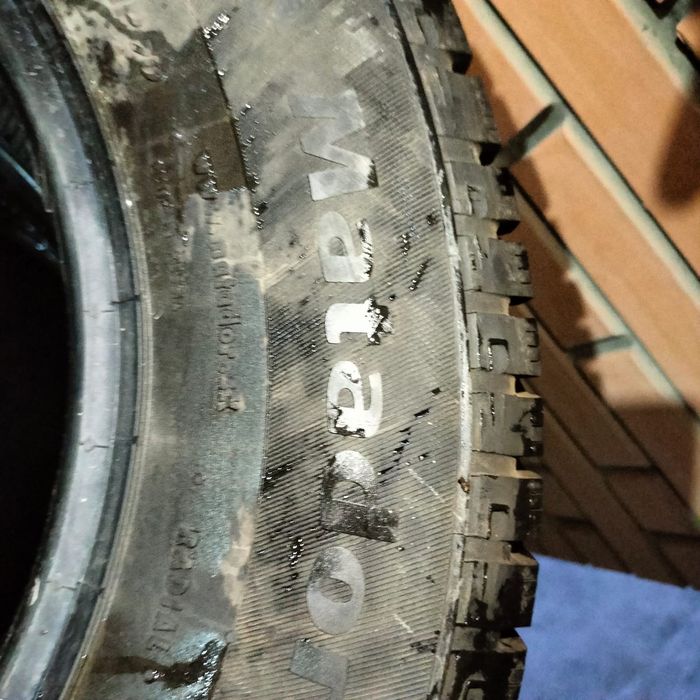 Продам зимние шины