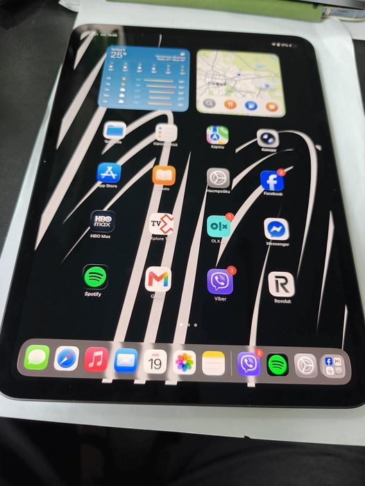 Продава iPad Pro 11" M4 / 256GB