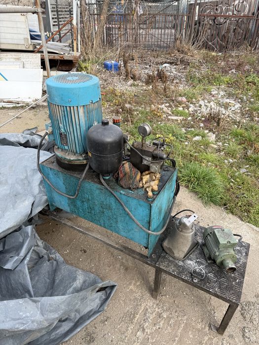 Продавам Хидравлична станция