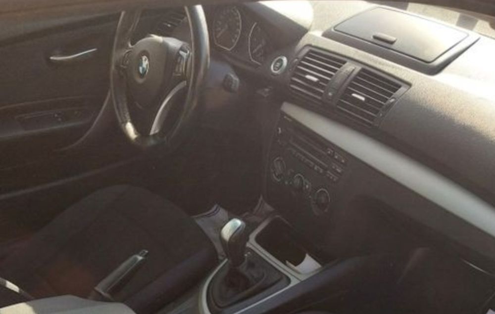 Арматурно табло черно с навигация Бмв E81 E87/Bmw E81 E87 LCI FACELIFT