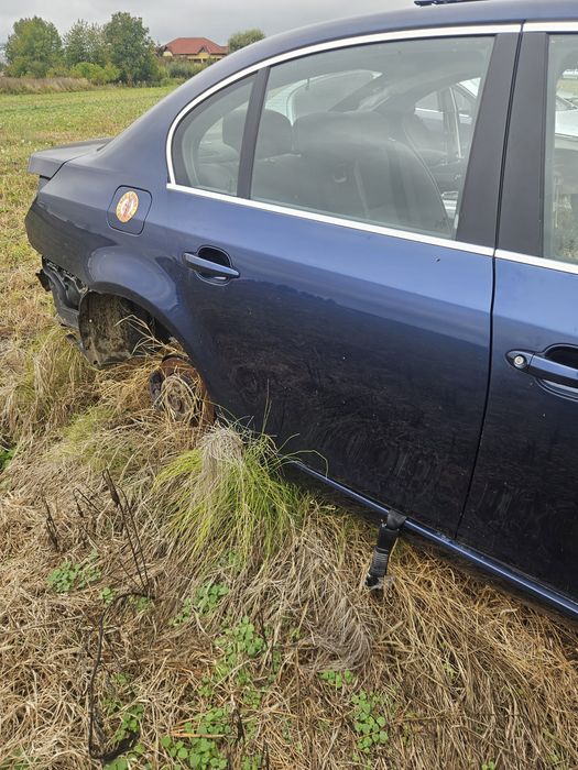 Usa dreapta spate bmw e60 520d berlina