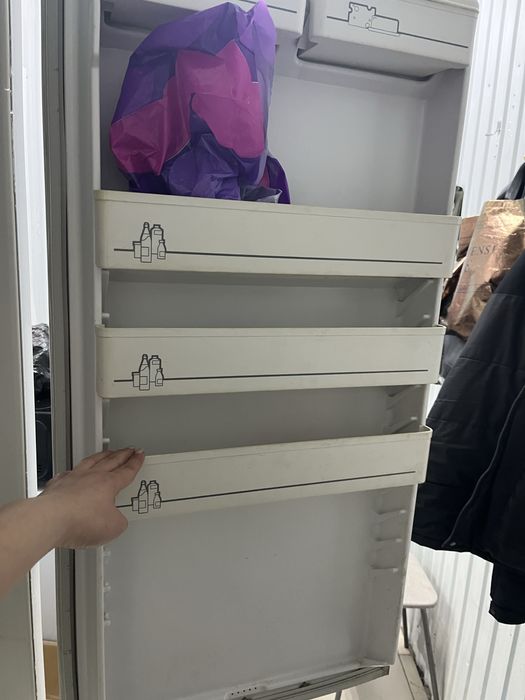 Продам хододильник Бирюса работает