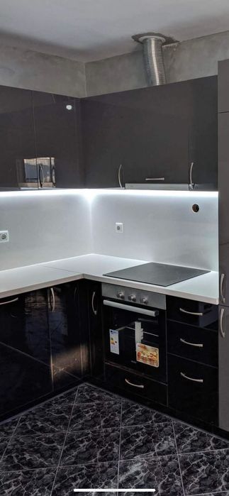 Кухня нова 3м,кухненско обзавеждана MDF,+уреди