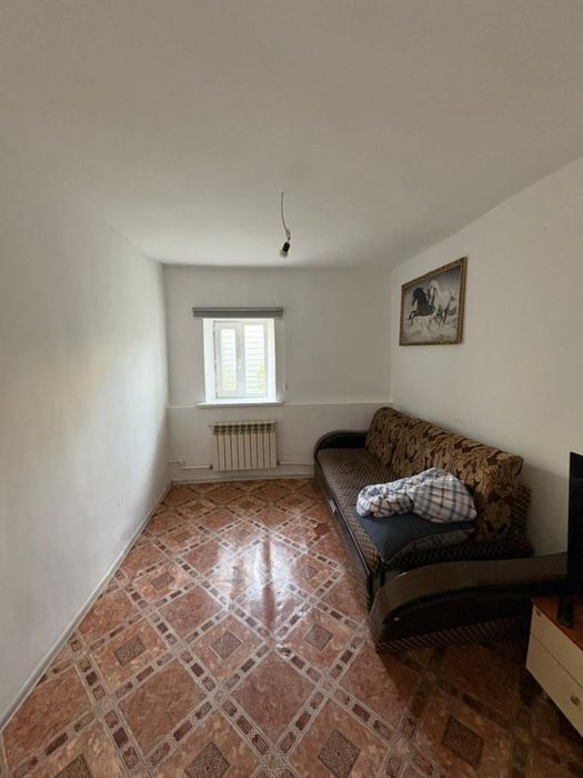 Продаётся два дома на одном участке