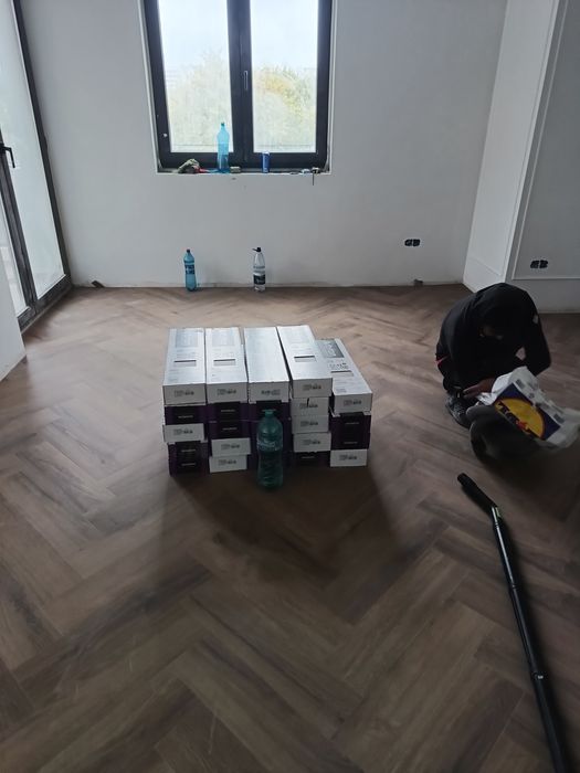 Montaj parchet. Scari lemn. Trepte stratificat