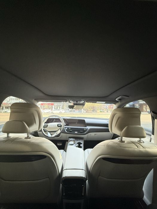 Kia K8 2023 год 22000 пробег