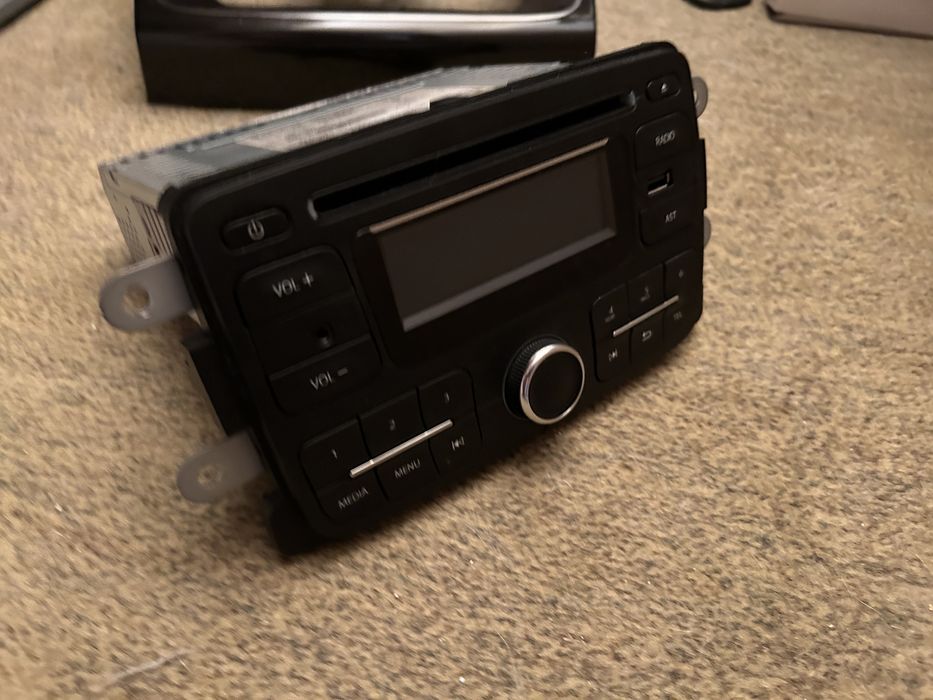 Casetofon cd player dacia