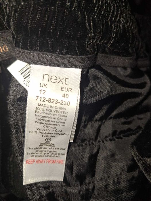 pantaloni negri din catifea, nr 40