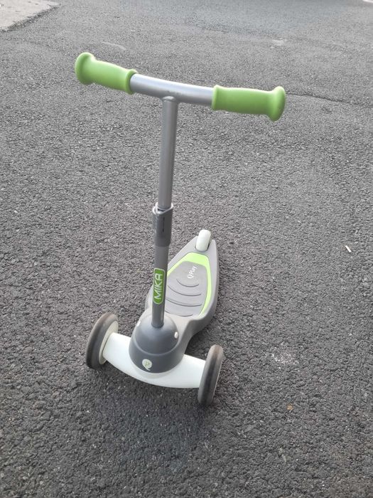 Vand trotineta cu 3 roti, pentru copii