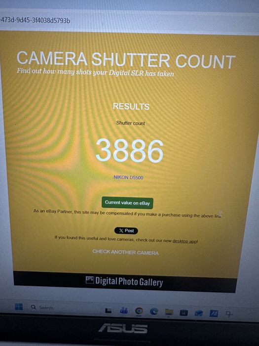 Nikon DSLR D5500 + Obiectiv 18-55 VR +Card 32GB + Geanta