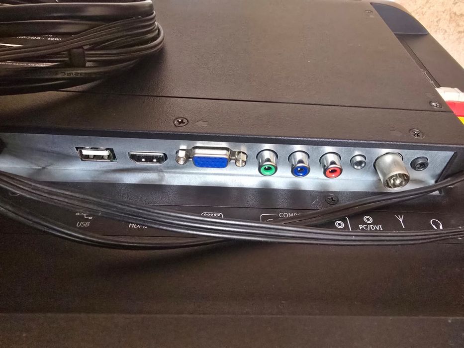 Цветной телевизор