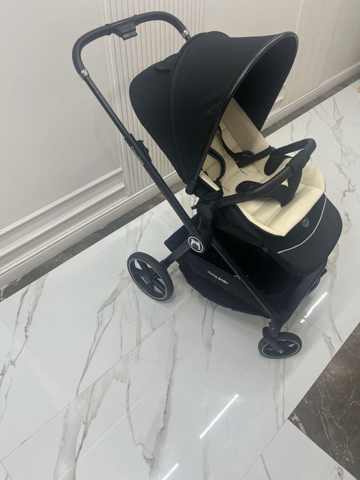 Продам коляску 3 в 1