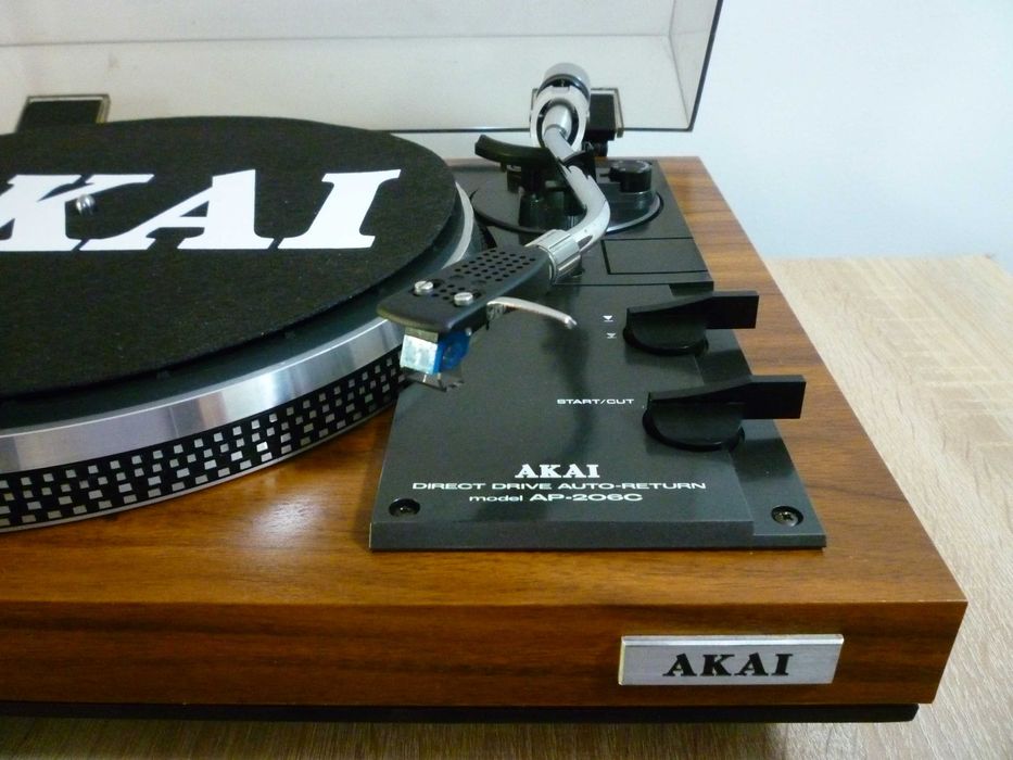 nou !  pick-up   akai    ap-206c