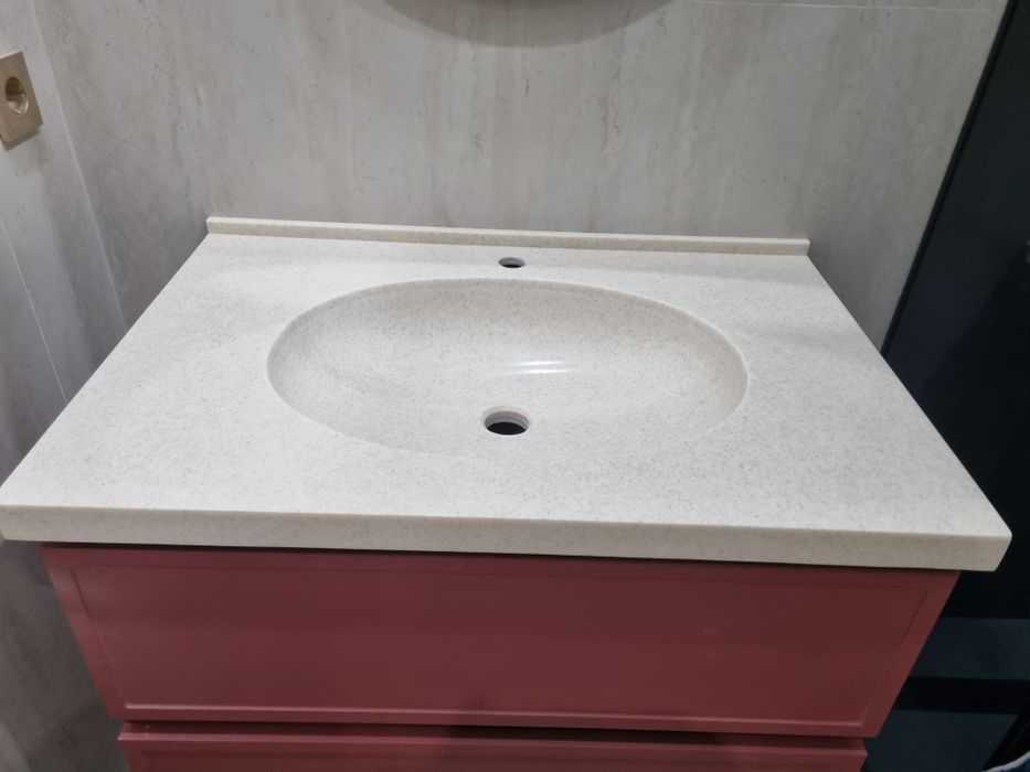 Столешницы на ванную