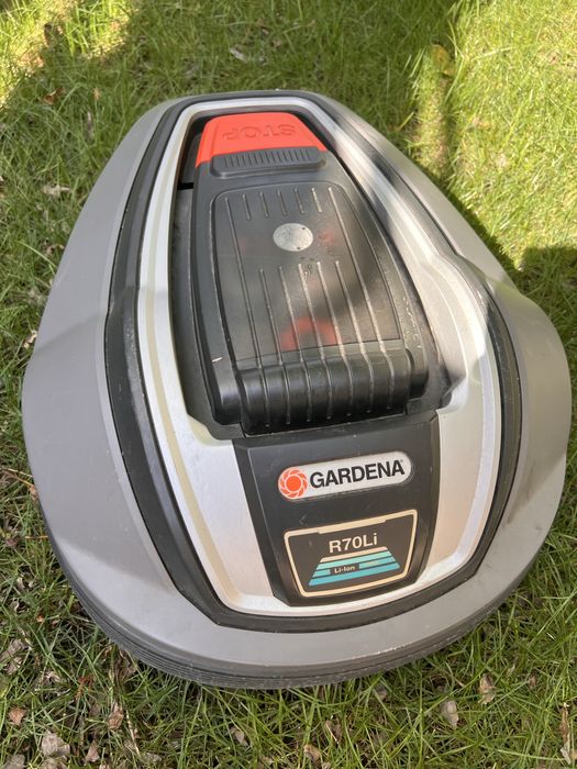 Robot tuns gazon Gardena R 70LI