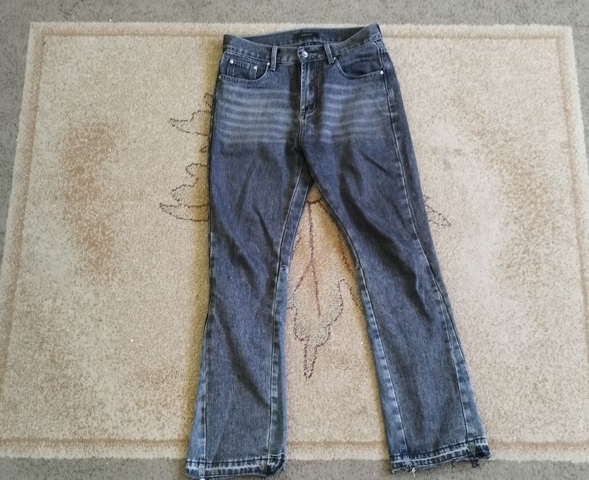 Blugi flared amiri