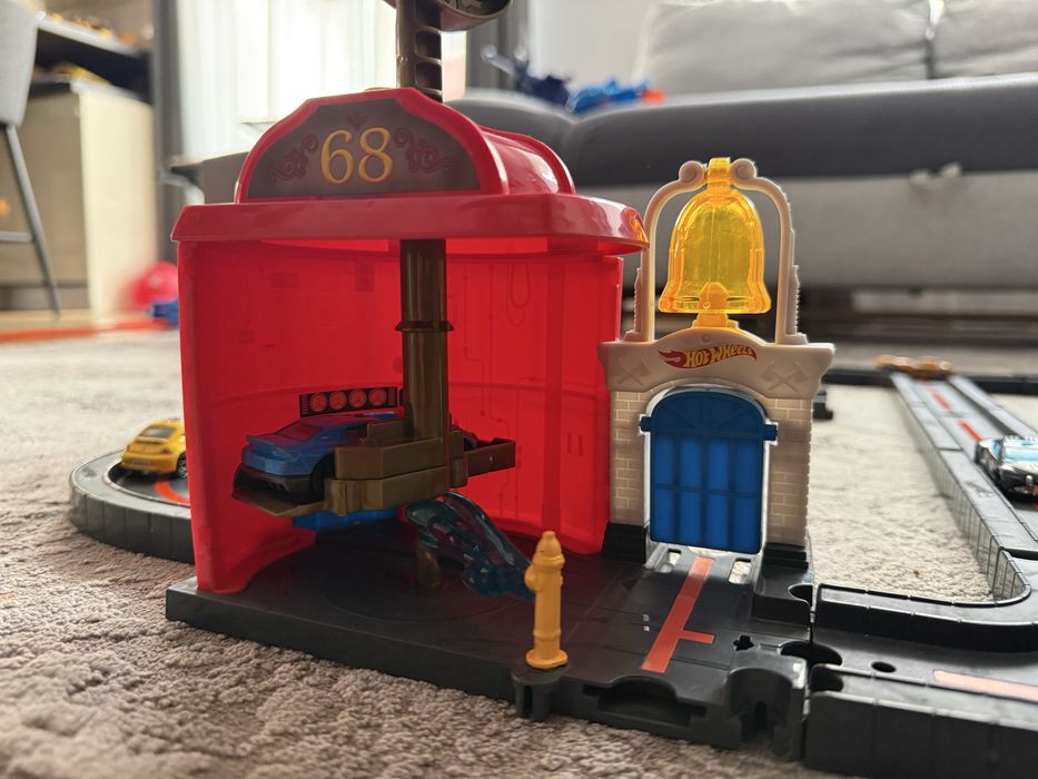 Set de joaca Hot Wheels City